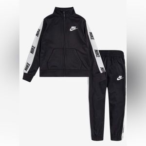 Nike Kids Taping Tricot Set